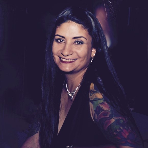 Meet your Posher, Linda - Picture 1 of 1